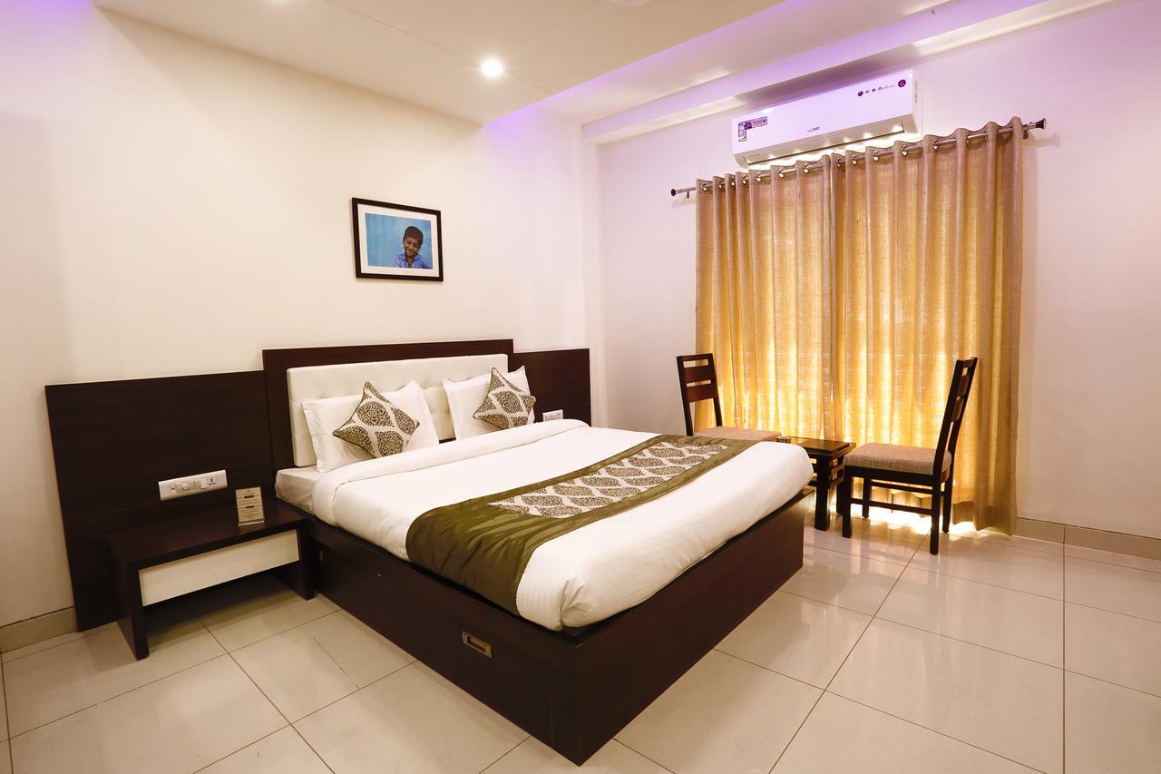 Hotel Fortune Plaza Ajmer Exteriör bild