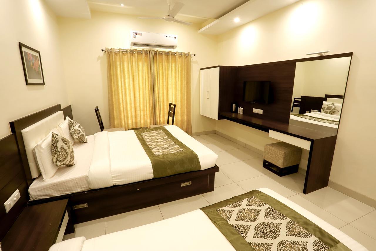 Hotel Fortune Plaza Ajmer Exteriör bild
